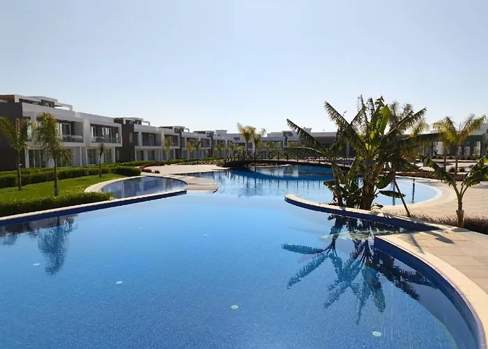 Sea View Luxury Two-bedroom At Four Seasons Life 2 * Iskele District (Northern Cyprus)