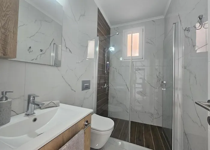 Sea View Luxury Two-bedroom At Four Seasons Life 2 公寓