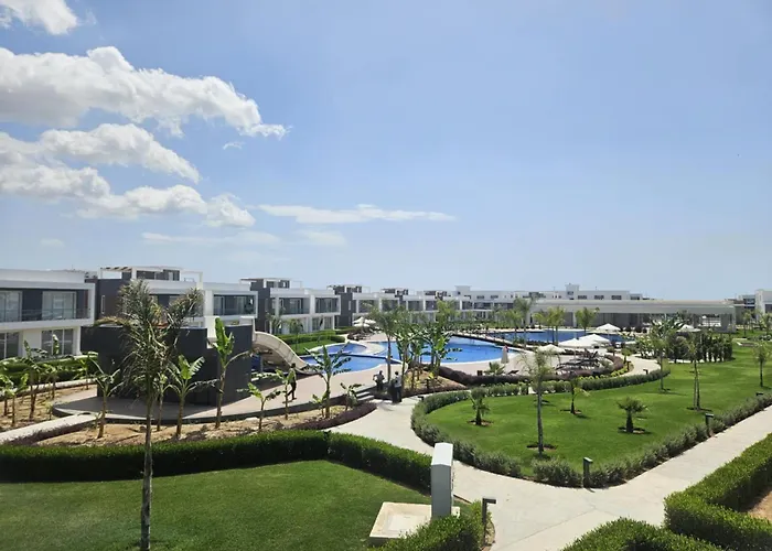 Sea View Luxury Two-bedroom At Four Seasons Life 2 Apartament *